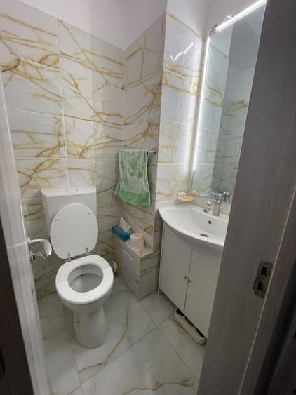 Apartament cu 3 camere decomandat, mobilat în P-ța Muncii