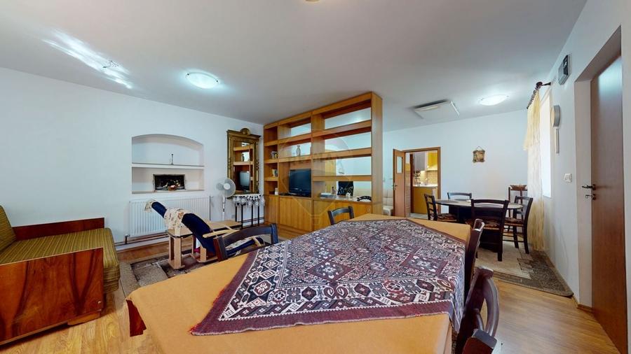 Casă individuală cu 3 camere cu Teren 1049 Mp în Satulung