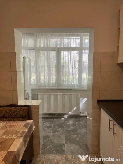Apartament cu 2 camere decomandat în Exterior Vest
