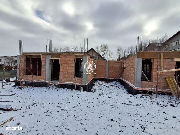 Casă cu 4 camere cu Teren 310 Mp în Valea Lupului