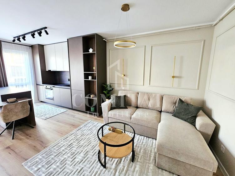 Apartament cu 2 camere semidecomandat, mobilat în Florești