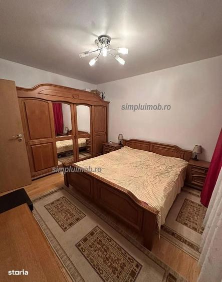 Apartament cu 4 camere decomandat în Titan