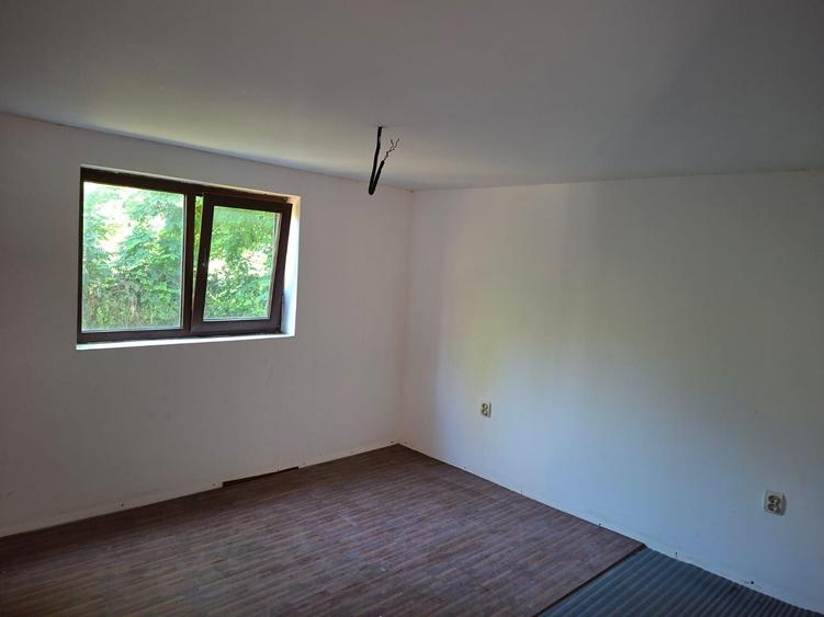 Casă cu 2 camere în Cocârceni