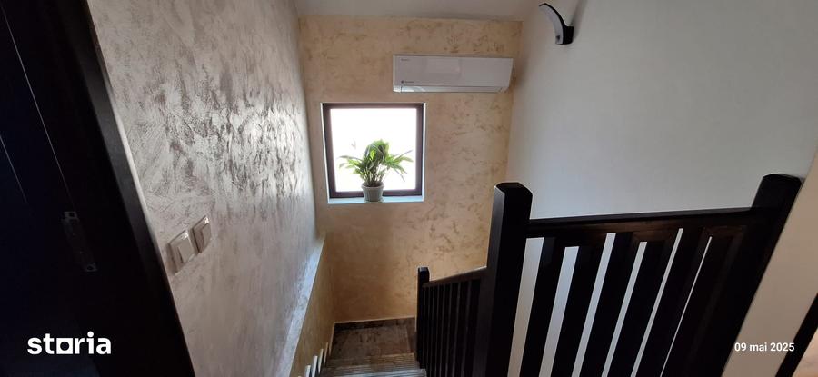 Casă cu 4 camere cu Teren 412 Mp în Central