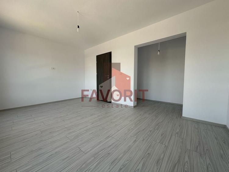 Duplex cu 4 camere cu Canalizare în Săcălaz