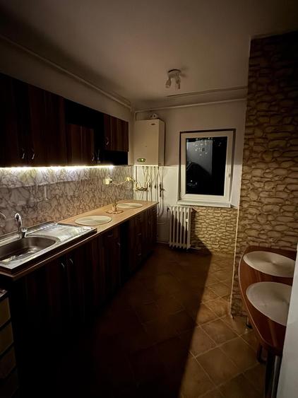 Apartament cu 2 camere semidecomandat în Gară