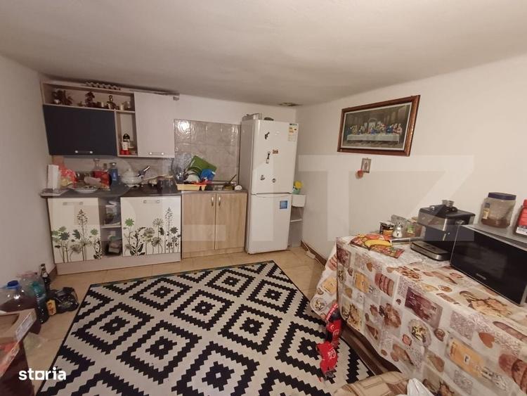 Casă cu 4 camere în Bălani