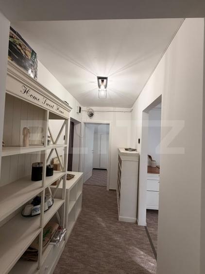 Apartament cu 3 camere semidecomandat, mobilat în Gheorgheni