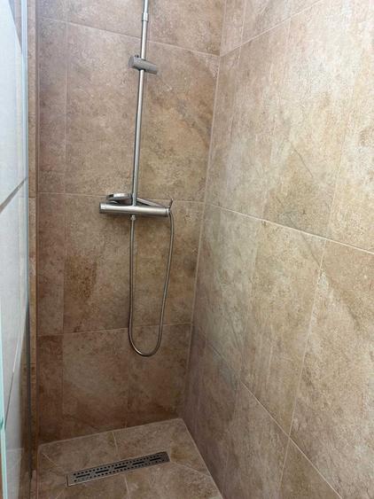 Apartament cu 3 camere decomandat în 1 Mai