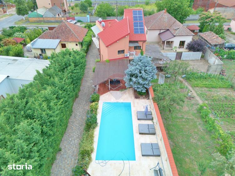 Casă cu 5 camere cu Teren 781 Mp în Gai