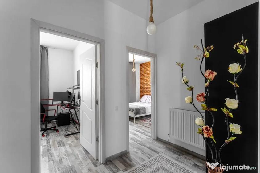 Casă cu 4 camere cu Teren 463 Mp în Dragomirești-Vale