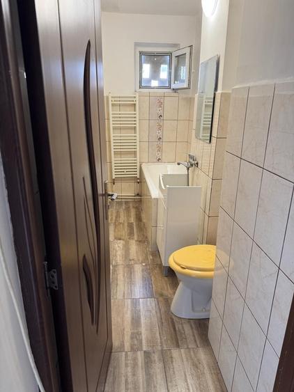 Apartament cu 2 camere semidecomandat în Horea