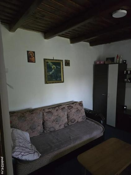 Casă cu 3 camere cu Teren 2700 Mp în Ciurari