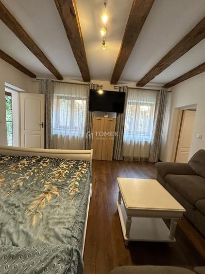 Apartament cu 2 camere semidecomandat în Centrul Istoric