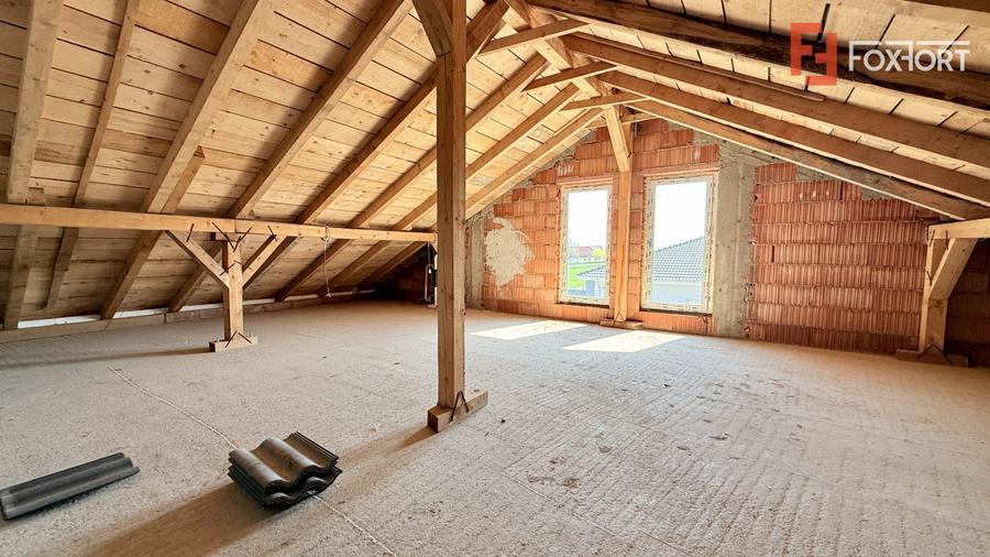 Duplex cu 3 camere cu Teren 236 Mp în Bucovăț (Remetea Mare)