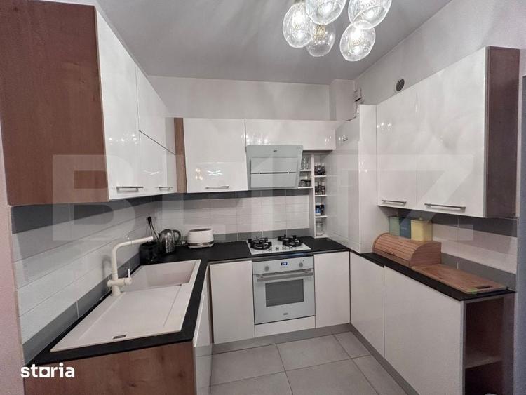 Apartament cu 6 camere în Central