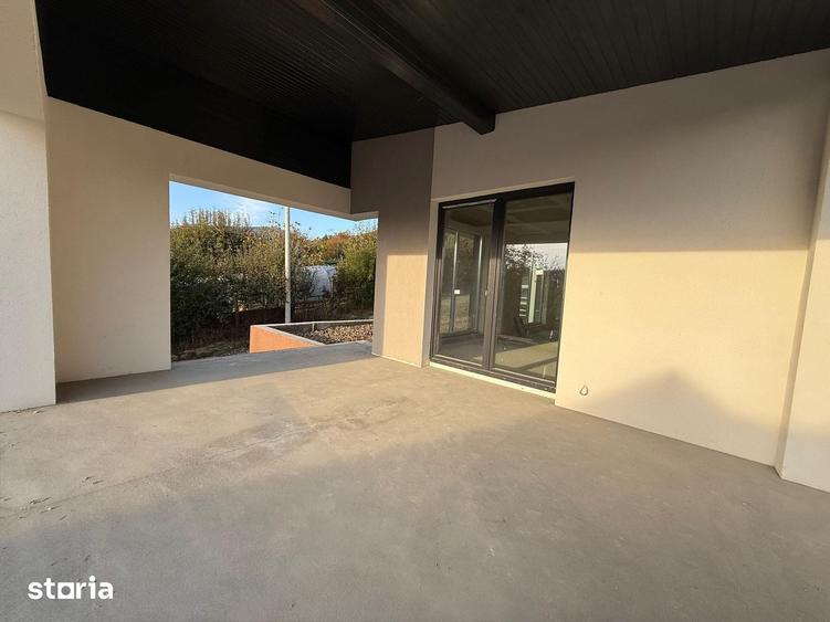 Casă cu 4 camere cu Teren 550 Mp în Valea Borcutului