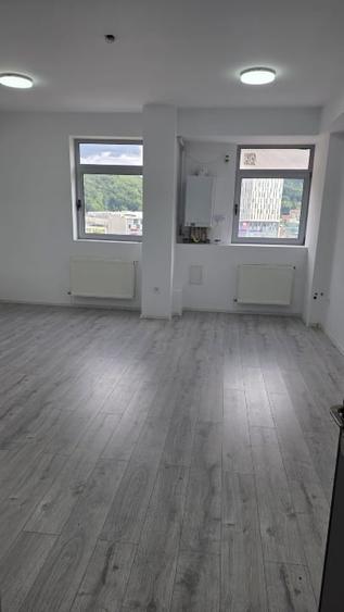 Apartament cu 2 camere decomandat în Centrul Civic