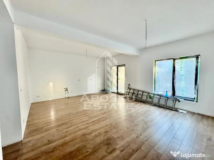 Casă cu 4 camere cu Teren 260 Mp în Giroc