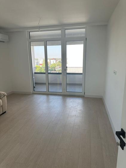 Apartament cu 2 camere decomandat, mobilat în Jiului