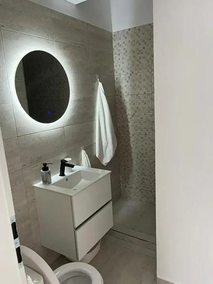Apartament cu 2 camere semidecomandat în Nord