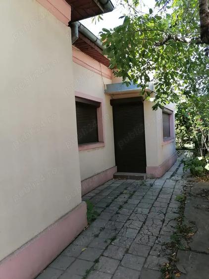 Casă cu 3 camere cu Teren 296 Mp în Giulești