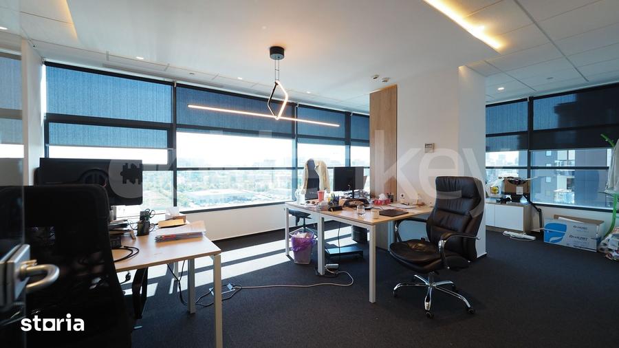 Spațiu comercial, de 370 mp, în Central