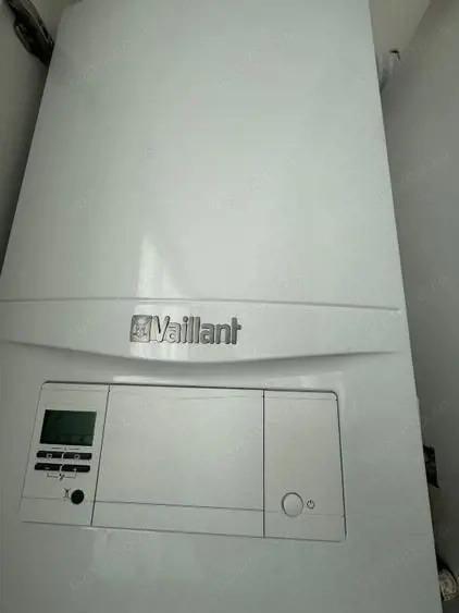Apartament cu 3 camere semidecomandat în Girocului