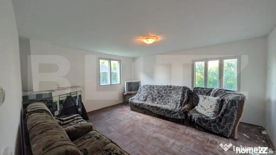 Casă cu 3 camere cu Teren 1159 Mp în Central