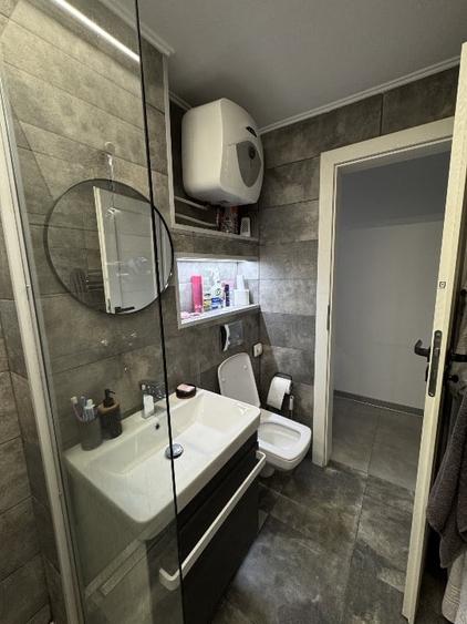 Apartament cu 2 camere semidecomandat, mobilat în Ostroveni
