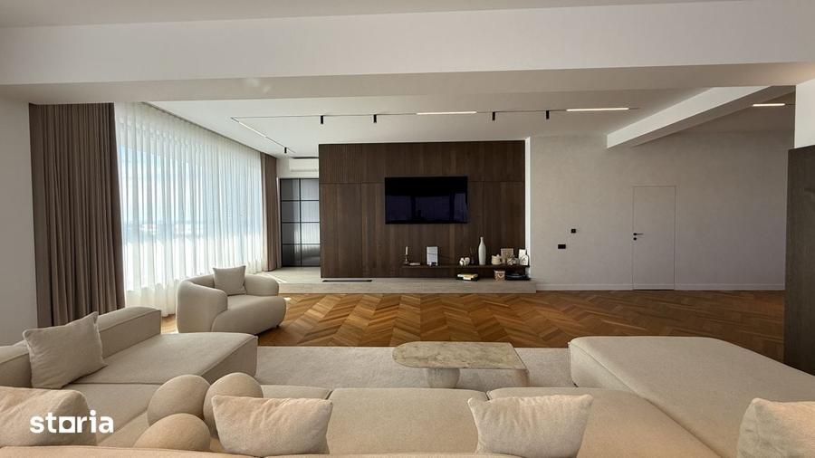 Apartament cu 6 camere în Nord