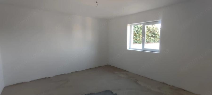 Casa spa?ioasa Mice?ti, Arge?, teren generos 2.500 mp, COMISION 0% - 13
