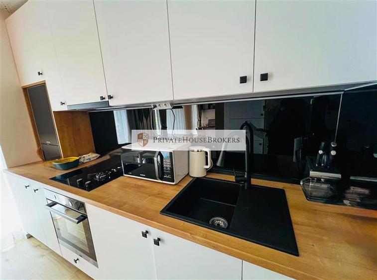 Apartament cu 2 camere semidecomandat, mobilat în Aviației