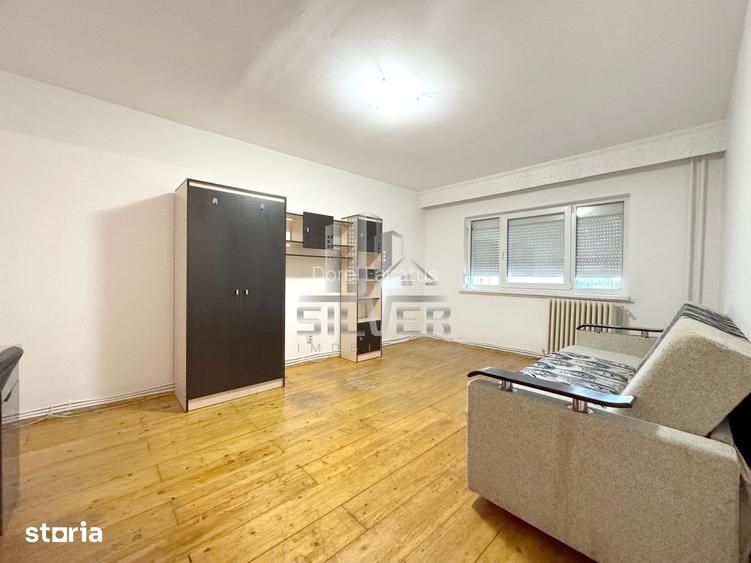 Apartament cu 3 camere la 3 minute de Kaufland Manastur.