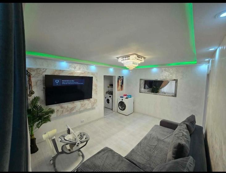 Apartament cu 2 camere decomandat în Central