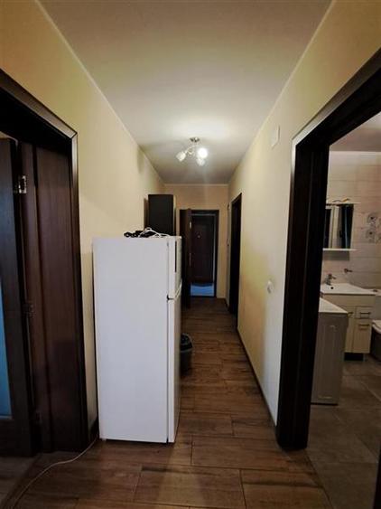 Apartament cu 2 camere decomandat, mobilat în Bulgaria