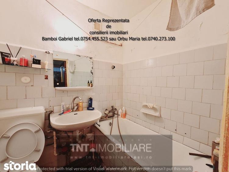 Apartament cu 3 camere decomandat în Tătărași