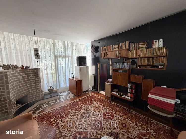 Casă cu 4 camere în Ultracentral