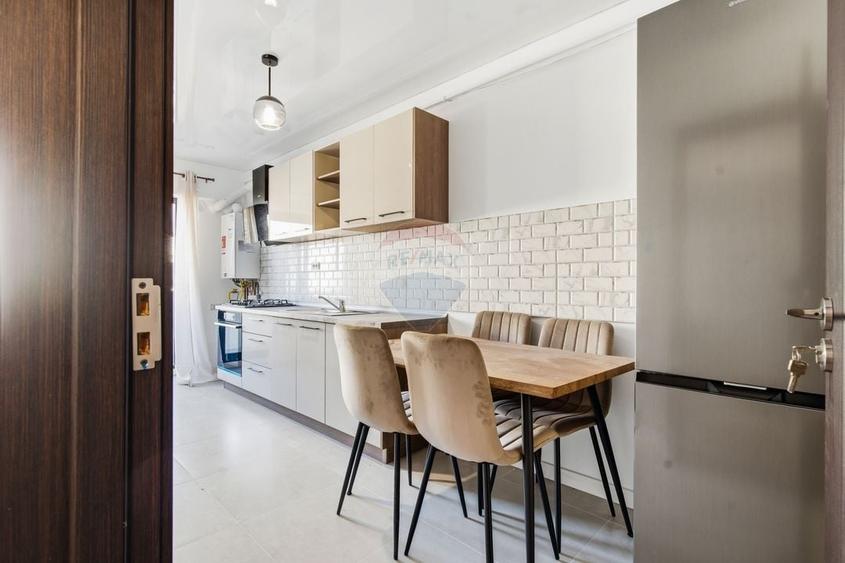 Apartament cu 2 camere semidecomandat în Nicolina
