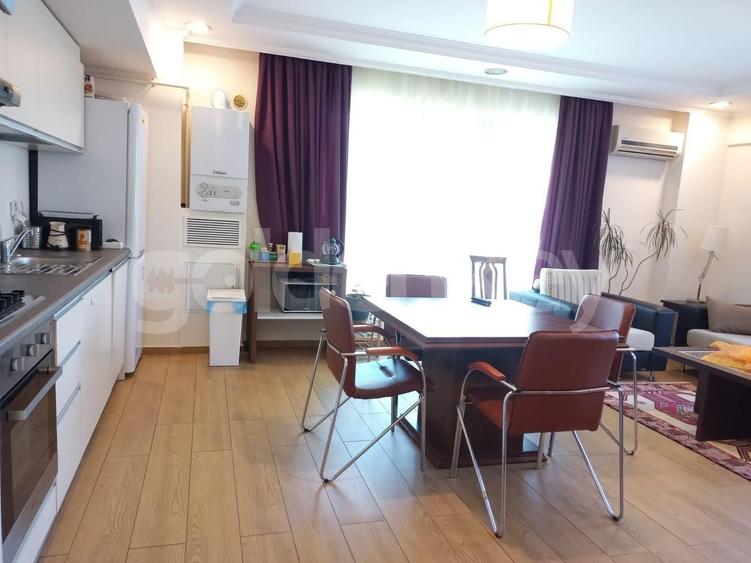 Apartament cu 3 camere decomandat, mobilat în Pipera