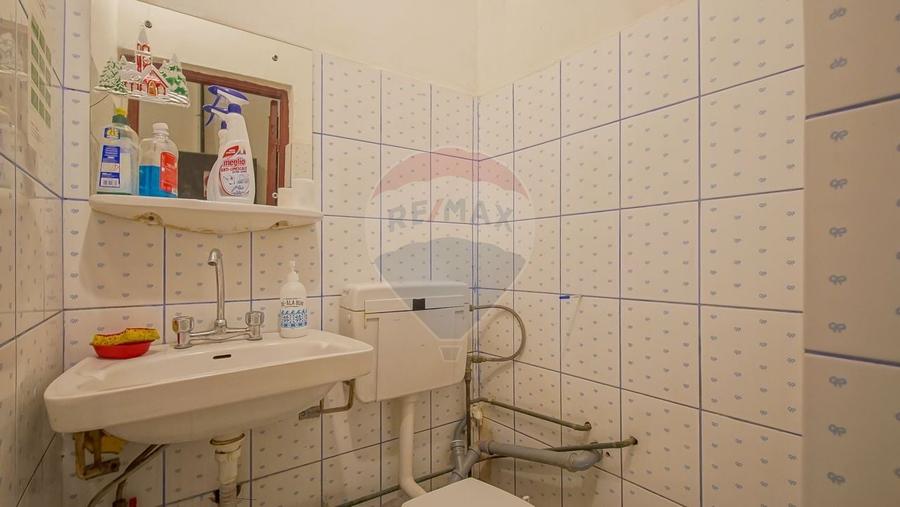 Spațiu comercial, de 65 mp, în Hărmanului