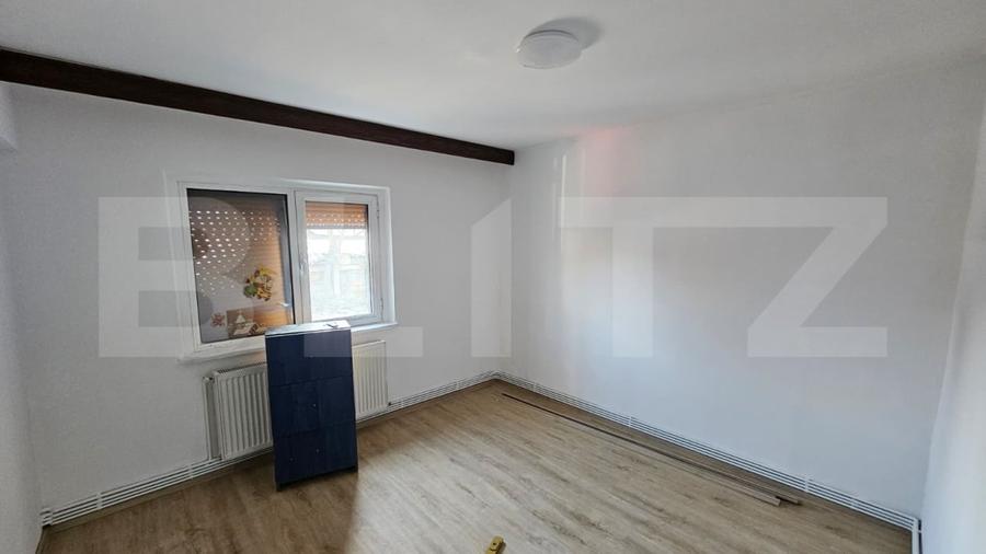 Apartament cu 2 camere decomandat, mobilat în Rovine