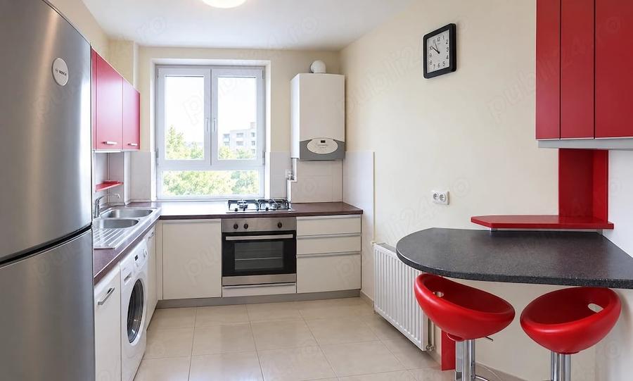Apartament cu 3 camere decomandat în Ultracentral