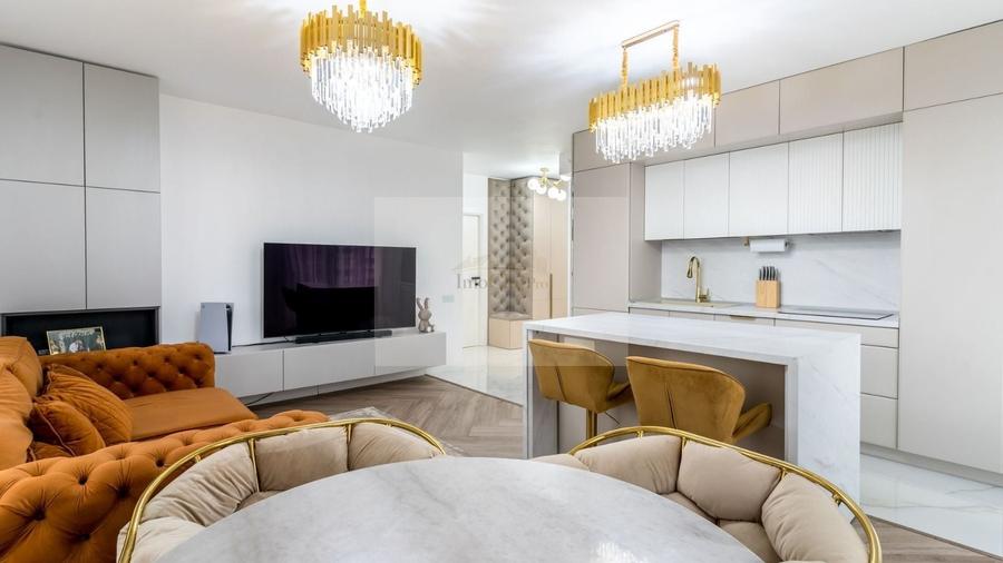Apartament cu 3 camere semidecomandat, mobilat în Mărăști