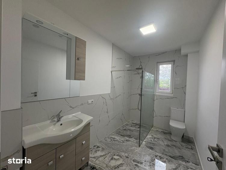 Casă cu 4 camere cu Teren 405 Mp în 6 Vânători