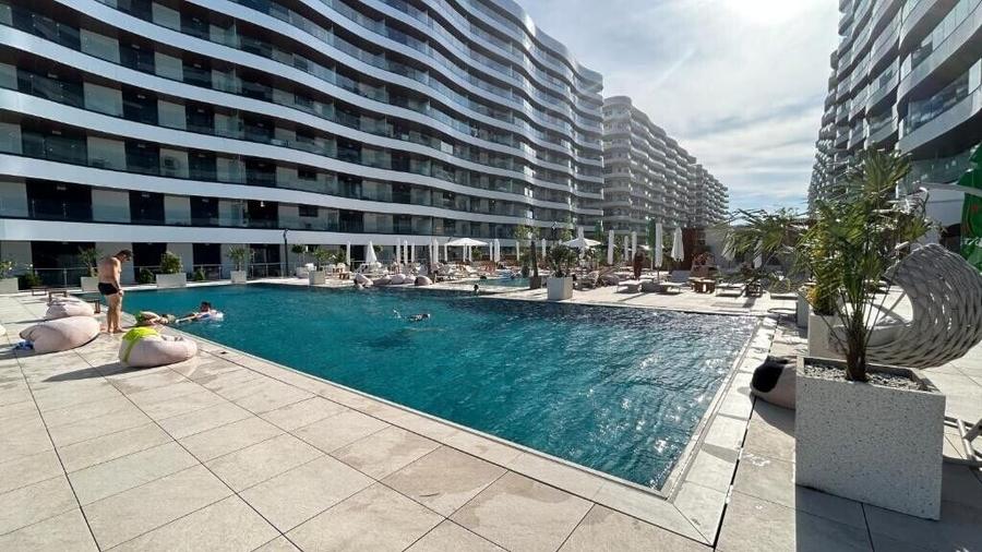 Apartament cu 3 camere decomandat, mobilat în Central