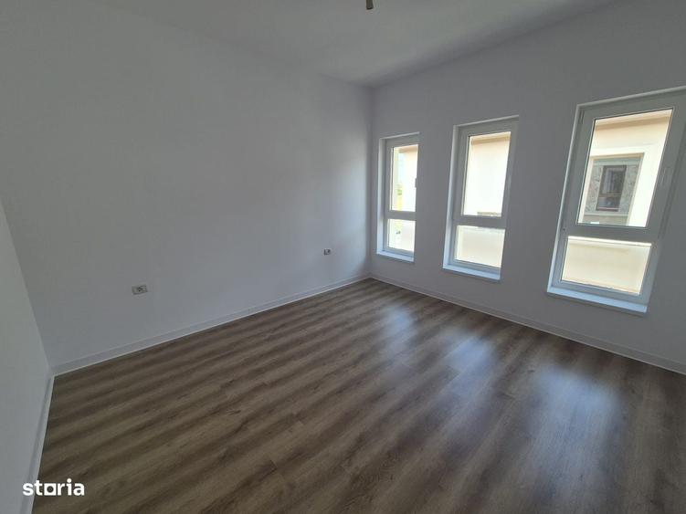 Casă cu 4 camere cu Teren 350 Mp în Central
