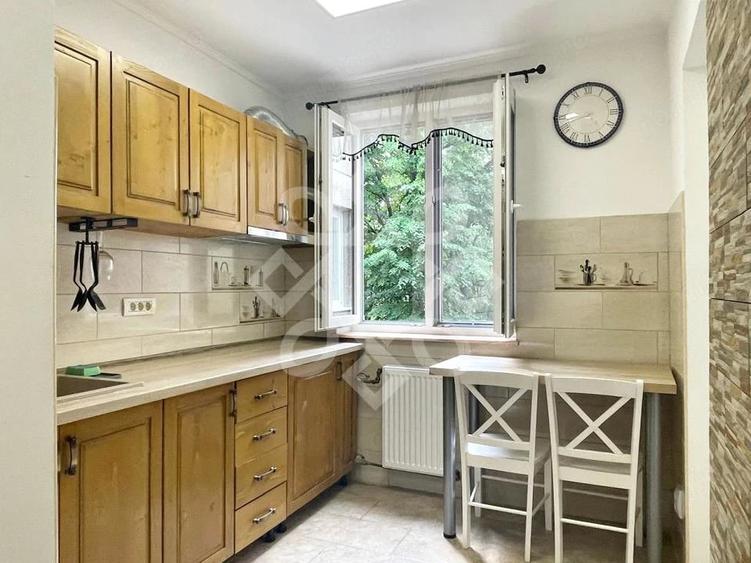 Apartament cu 2 camere semidecomandat în Rogerius