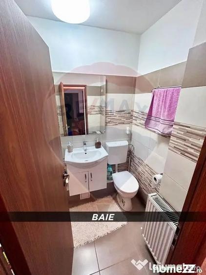 Apartament cu 4 camere decomandat în Traian
