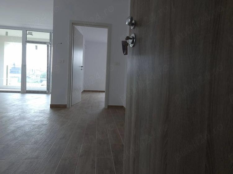 Apartament cu 2 camere decomandat în Est